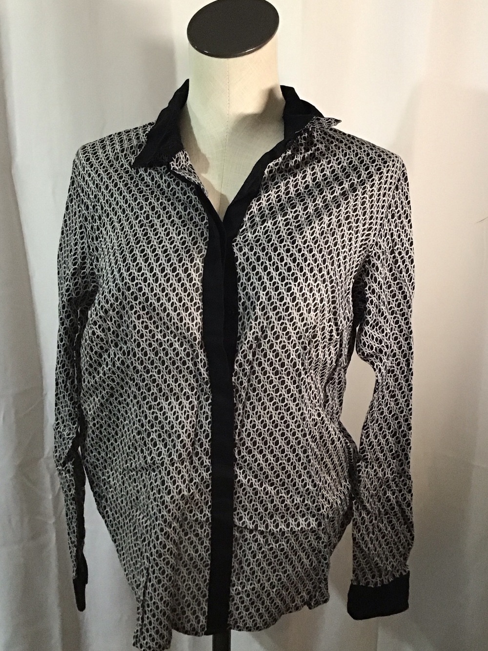 Coldwater Creek Black and White Geometric Button-Down Shirt